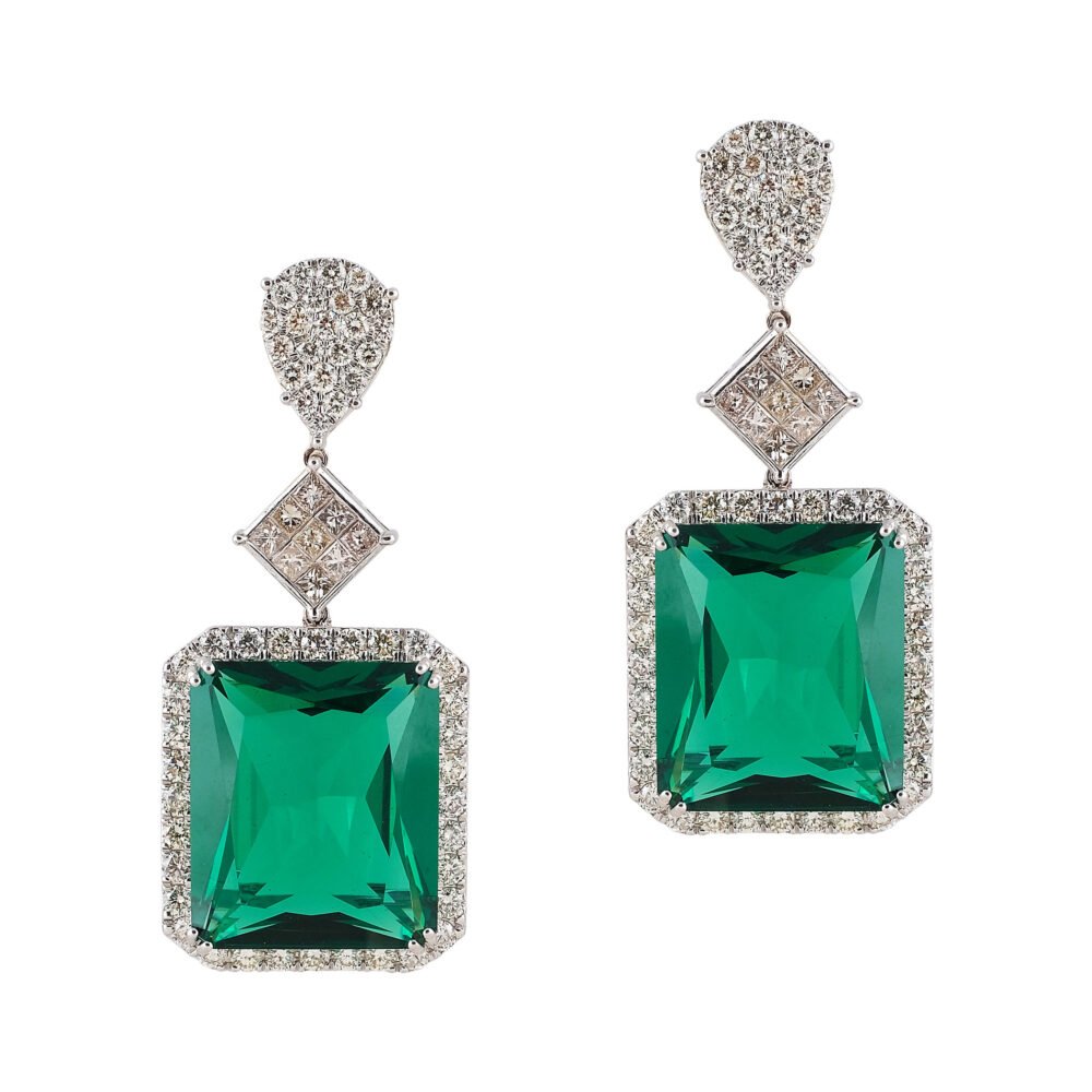 Diamond earrings - Navkkar Jewellers