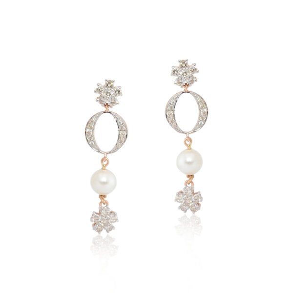 Diamond earrings - Navkkar Jewellers