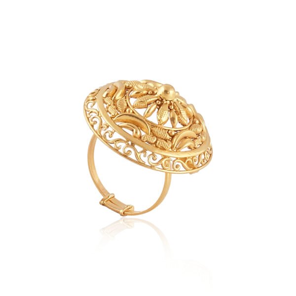 Gold ladies ring- Navkkar Jewellers