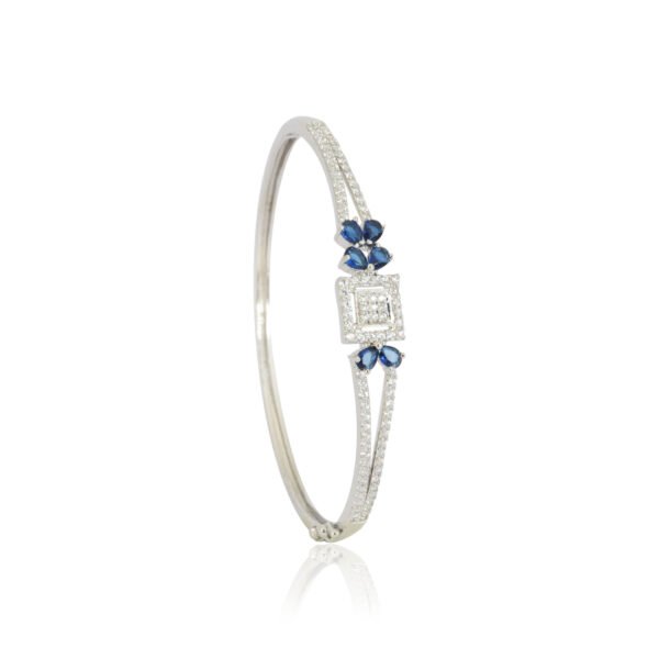 Silver ladies bracelet- Navkkar Jewellers