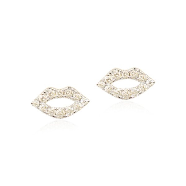 diamond earrings - Navkkar Jewellers